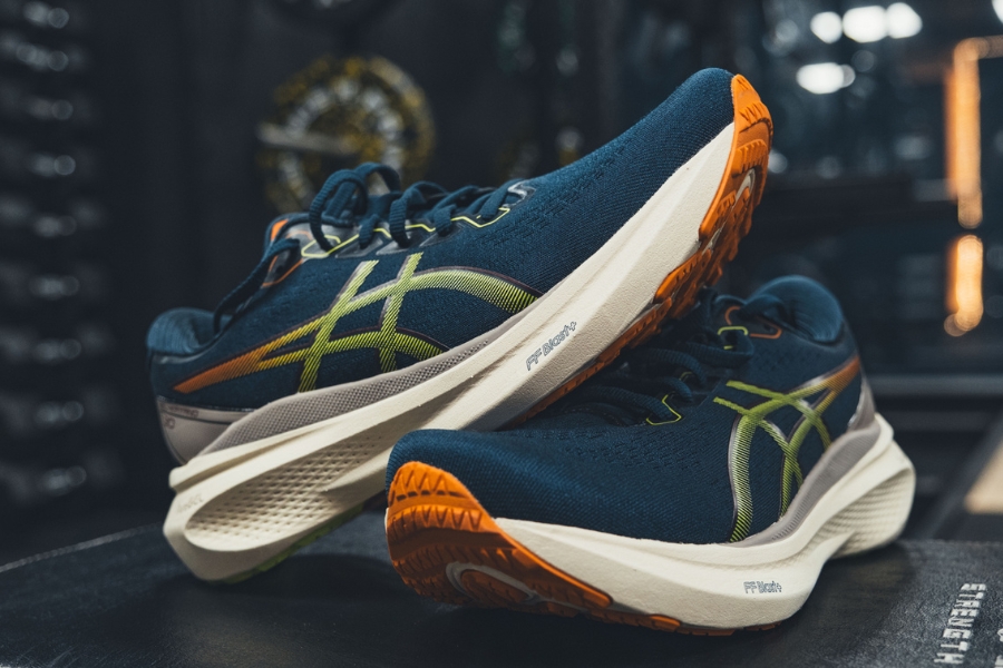 ASICS Gel Kayano 30 1